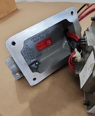 NEW Hubbell FXSX53