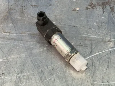 Used WIKA _UNKNOWN_ Pressure Transmitters Ohio US | HGR 24 #1263345