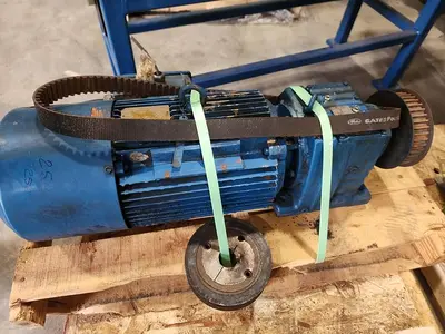 USED SEW DFV132ML8/4BM15HR