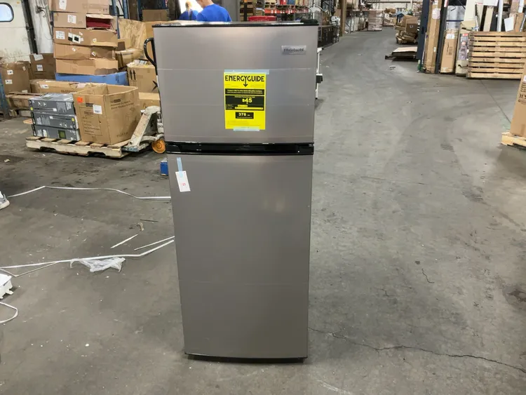 Used FRIGIDAIRE ERF780-6COM Refrigerators Michigan US | Miedema Asset Management Group #1186717