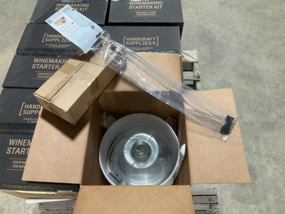Used LOT OF (6) HANDCRAFT SUPPLIES WINEMAKING STARTER KITS Brewing Equipment Michigan US | Miedema Asset Management Group #1580127