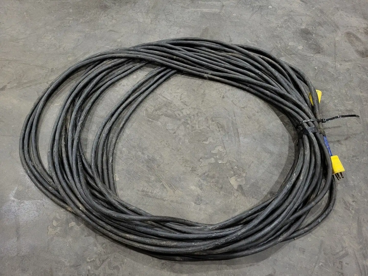162 ft SOOW Power Extension Cord 14/3 AWG 15A 125V