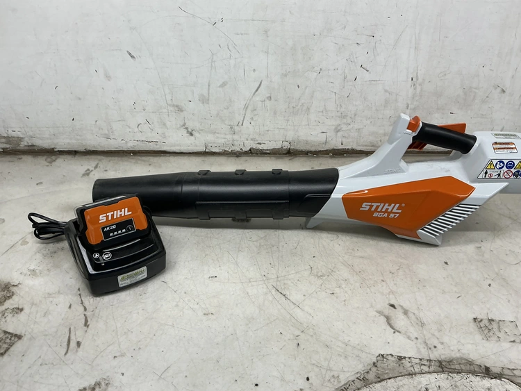 Used _UNKNOWN_ _UNKNOWN_ Leaf Blowers (Commercial) Michigan US | Miedema Asset Management Group #1183038