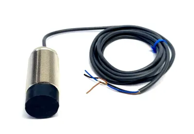 E2B-M30LN30-WZ-C1 | Omron  Cylindrical Proximity Sensor 10-30VDC w/ Mounting Nut - New – Open box