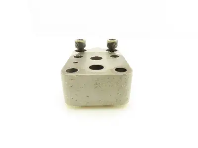 Tokyo Keiki URMC-06-11-S4 Hydraulic Check Valve Sandwich Module Size 6