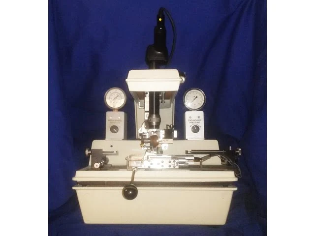 Used LOOMIS _UNKNOWN_ Cropping & Dicing Saws Massachusetts US | J.M. Industries #1045437