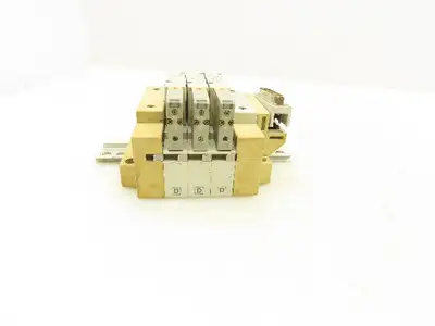SMC SV2100-5FU Pneumatic 3-Station Manifold 5/2 Solenoid Valves 24VDC