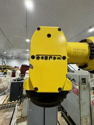 Used 2013 FANUC FANUC R-2000IB/165F Robots Michigan US | Aucto #1332176