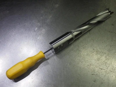 Kennametal 28mm Coolant Thru 5xD Drill 32mm Shank KSEM280R5WN32M (LOC2536)