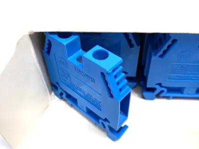 USED ALLEN-BRADLEY SER. C TERMINAL BLOCK, BLUE