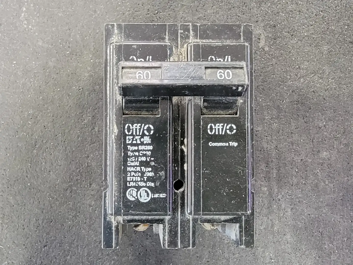 USED EATON BR260