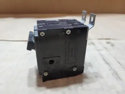 Used CUTLER-HAMMER BA215 Switchgears British Columbia CA | Lenmark #1438543