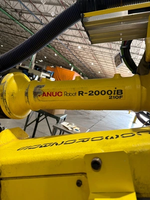 FANUC R‑2000iB/210F Complete with R‑30iB Controller and Leoni Dress Pack USED