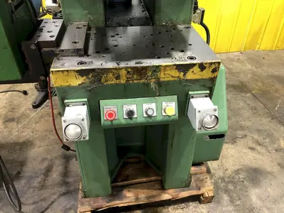 USED MAYPRESS MKNI-100/6