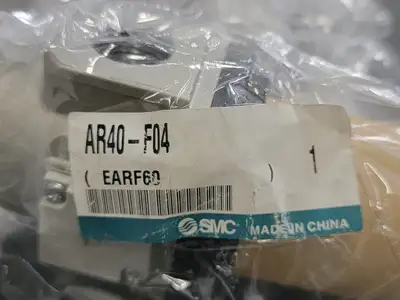 NEW SMC AR40-F04