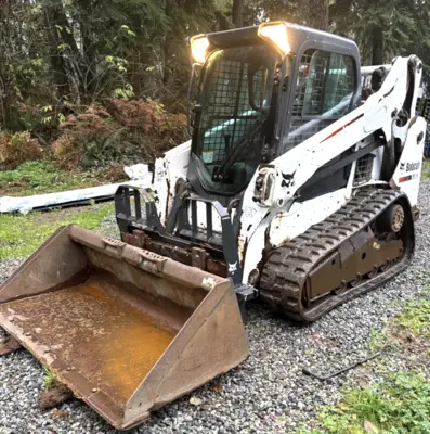 BOBCAT T590 Compact Track Loaders | Alan Ross Machinery (1)