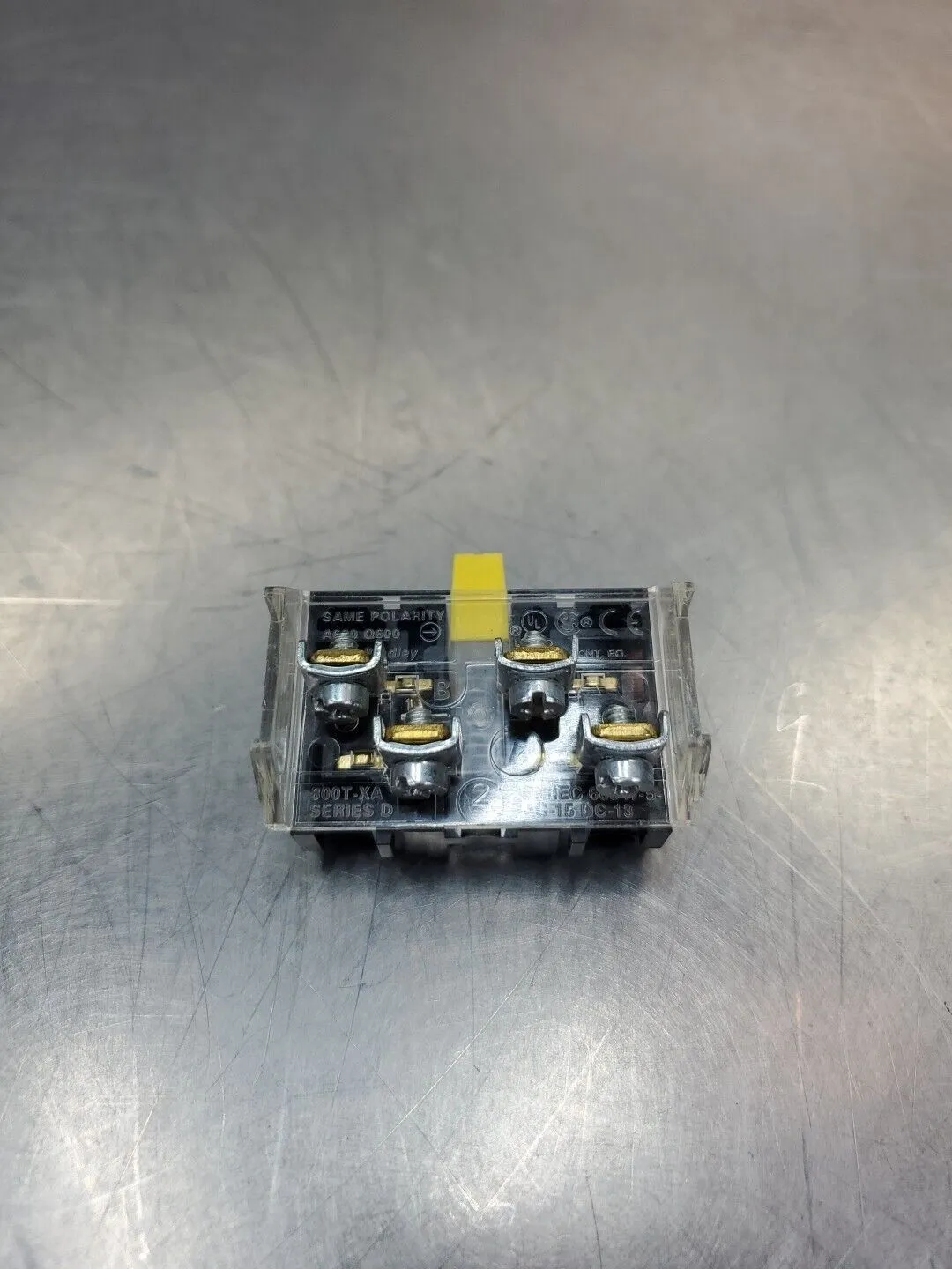 Allen Bradley 800T-XA Ser. D Contact Block. 4E-21