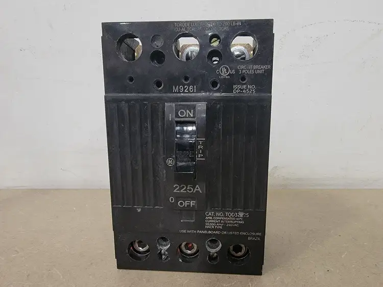 Used GENERAL ELECTRIC TQD32225 Switchgears British Columbia CA | Lenmark #294484