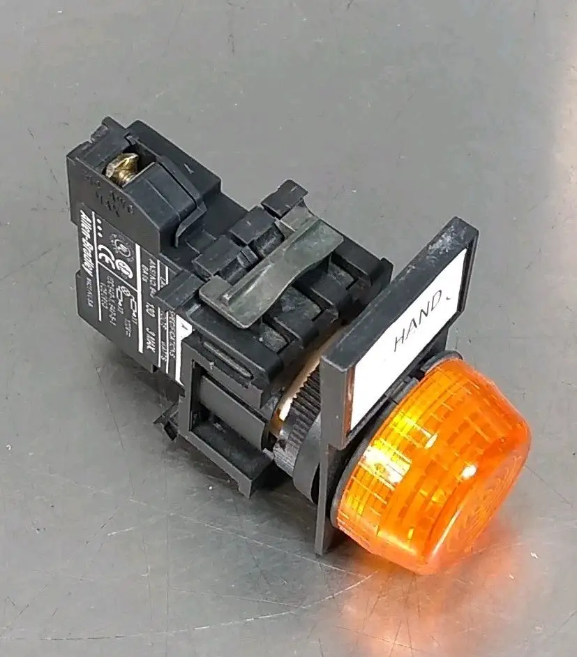 Allen-Bradley 800E-4R5/A Orange Motor Stopped Lamp Loc4D20