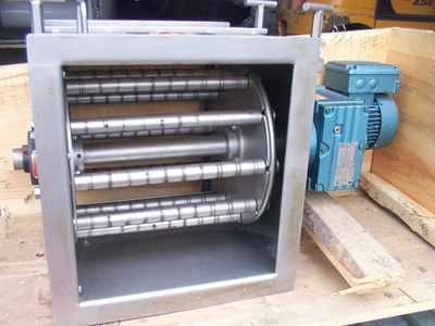 Used _UNKNOWN_ 12×12 RE5HP ROTA GRATE Magnetic Separators Minnesota US | A&I Equipment #1317353