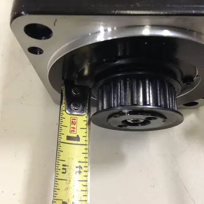 USED YASKAWA SGMP-02AWYR11