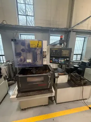 USED 2000 FANUC ROBOCUT ALPHA-0IA