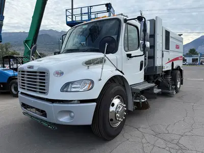 Used 2021 FREIGHTLINER M2 Street Sweeper Utah US | Global Remarketing #1285982