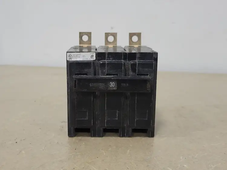 Used EATON QBHW3030H Switchgears British Columbia CA | Lenmark #240199