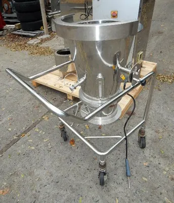 USED AEROMATIC FLUID BED DRYER T-2