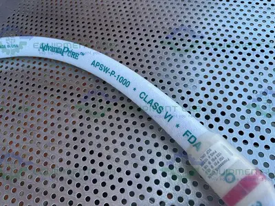 USED ADVANTA PURE APSW-P-1000 CLASS VI 72" SILICONE HOSE W/ 1" SANITARY FITTING