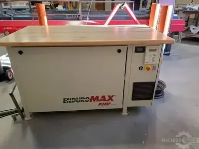 USED 2019 OMAX MAXIEM 1530