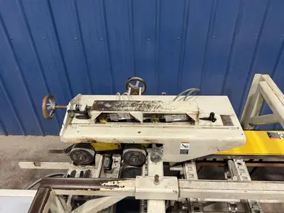 Weinig Lateral Feeder
