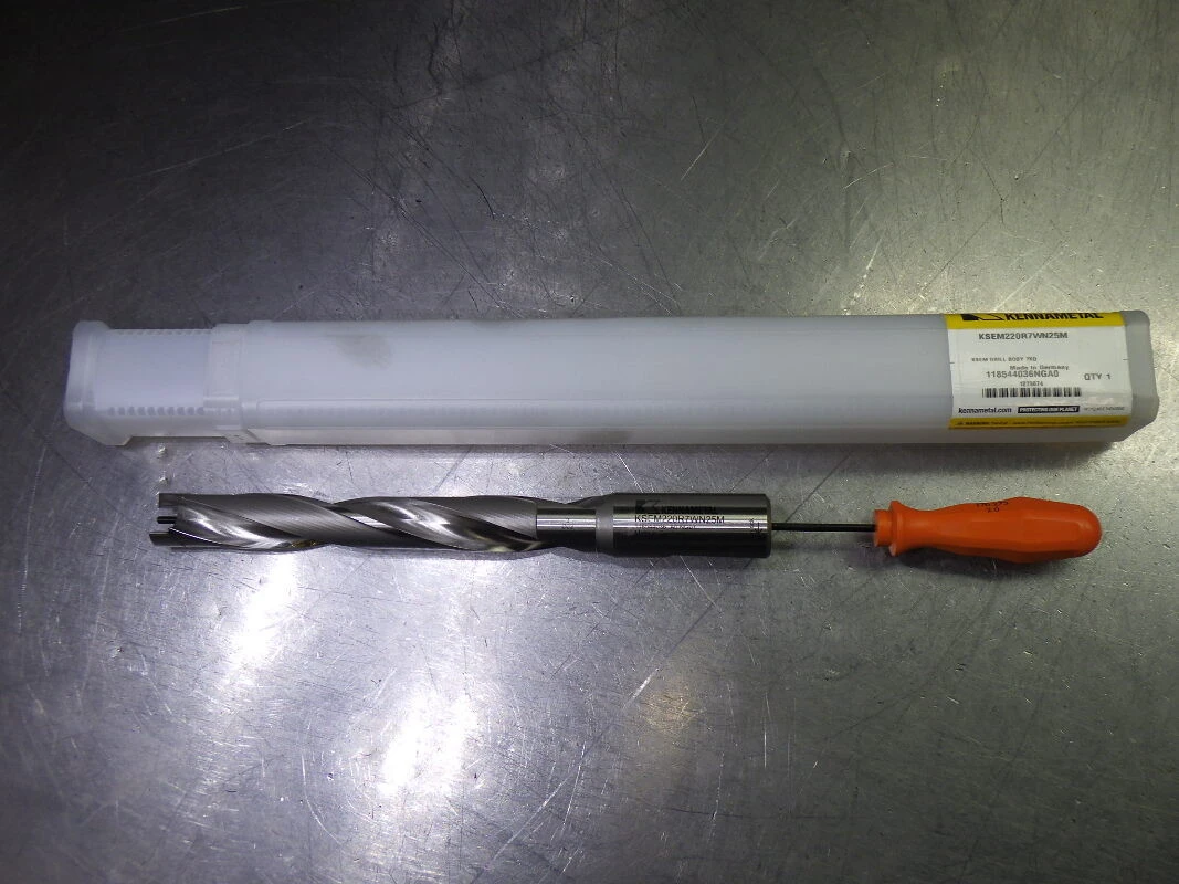 Kennametal 22mm Coolant Thru 7xD Drill 63/64" Shank KSEM220R7WN25M (LOC1318A)