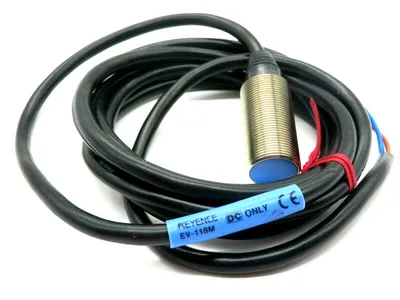 NEW KEYENCE EV-118M PROXIMITY SWITCH EV118M