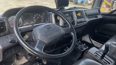 USED 2017 Hino 338