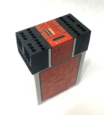 Used Banner Engineering E-Stop/Rope Pull Guard & Monitoring Safety Relay Module, 66091 PLC Processors Michigan US | Maverick Industrial Sales #1389841