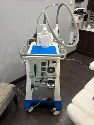 Used ZELTIQ COOLSCULPT Aspirator - Liposuction Systems Minnesota US | Midwest Medical #1467841