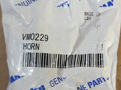 NEW KOMATSU VM0229