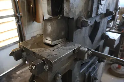 EDWARDS JAWS IV - 50T Ironworkers | MD Equipment Services LLC (7)