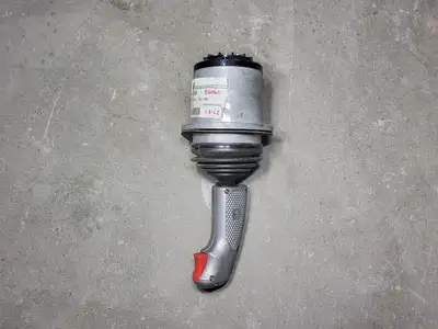 USED MACLEAN 595396
