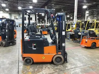 USED 2019 DOOSAN BC15S-5