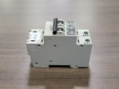 Used ETA 91H2232 C32 Switchgears British Columbia CA | Lenmark #242665