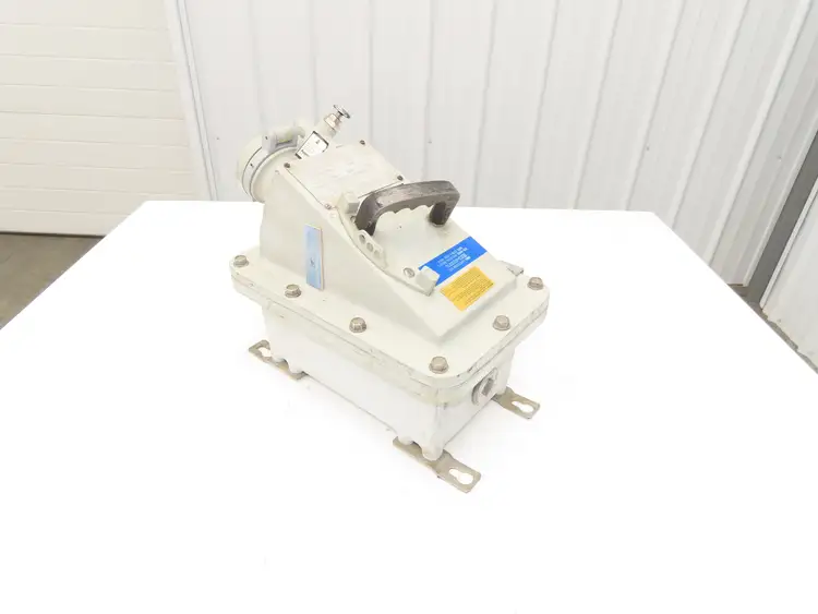 Used APPLETON _UNKNOWN_ Circuit Breakers | Arrow Industrial #559497