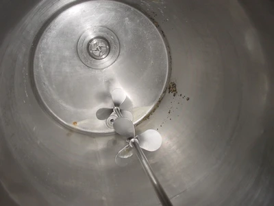 2000L S/S Jktd Enc Mixing Tank