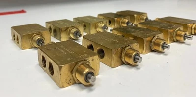 USED Clippard FV-3DP