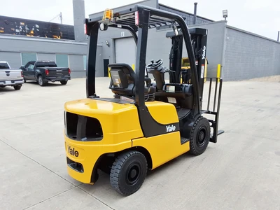 Used 2015 YALE GASOLINE 5,000LBS CAPACITY PNEUMATIC Internal Combustion Forklifts: Pneumatic Tire Michigan US | Miedema Asset Management Group #1263931