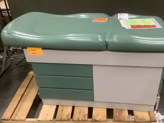 Used UMF 5150 Tables/Stretchers/Gurneys Pennsylvania US | David Hobbs #1321682