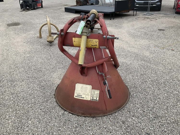 Used COSMO FERTILIZER SPREADER P 500 Broadcast Spreaders Michigan US | Miedema Asset Management Group #1579516