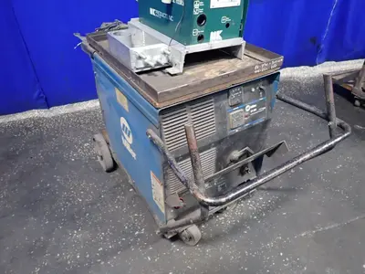 USED MILLER CP302