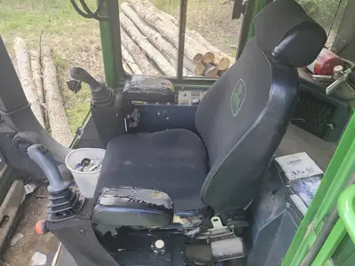 Used JOHN DEERE 437D Log Loader Nebraska US | Trustworthy Equipment #1403452
